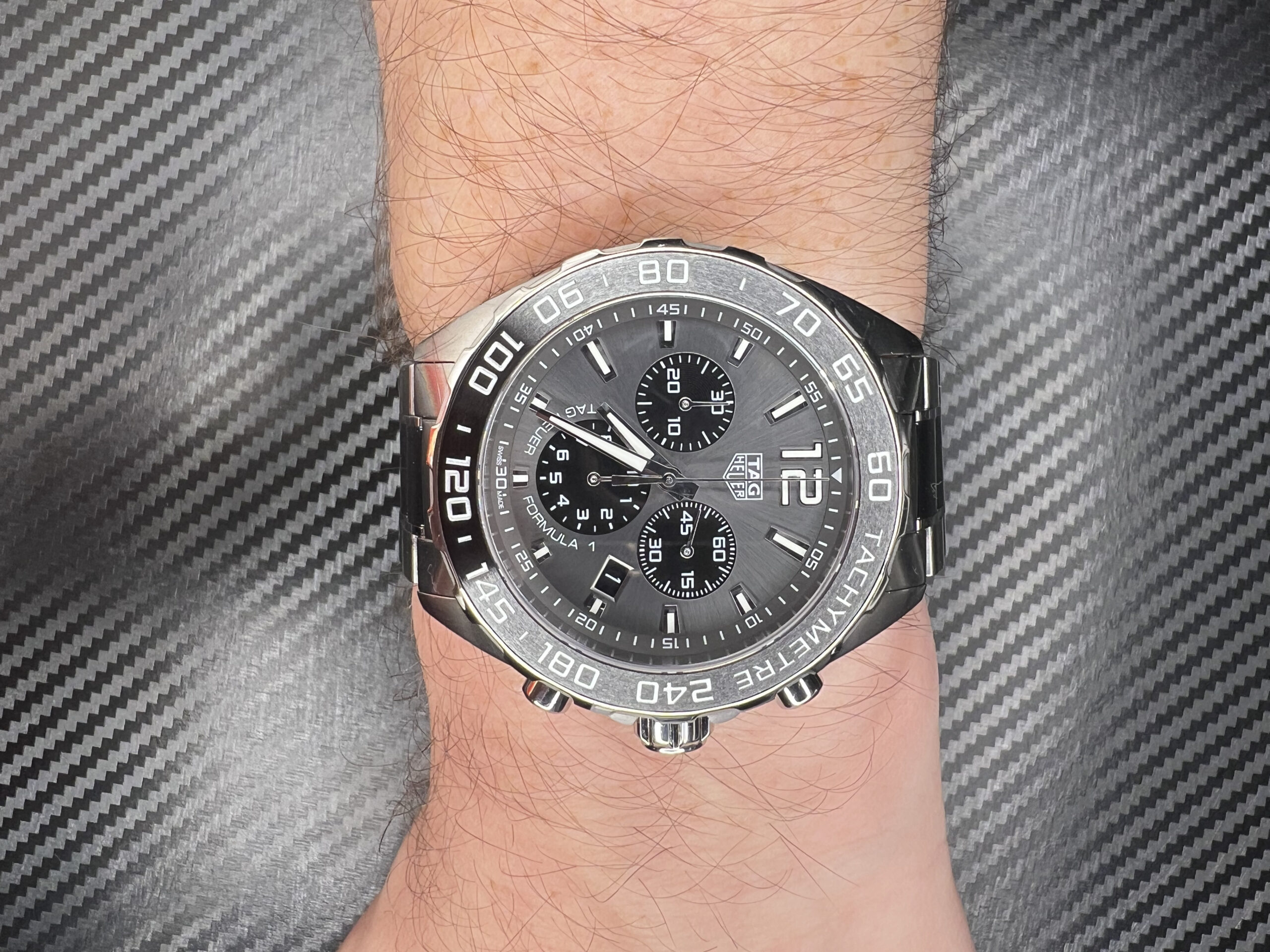 Tag Heuer Formula 1 Ceramic – Review